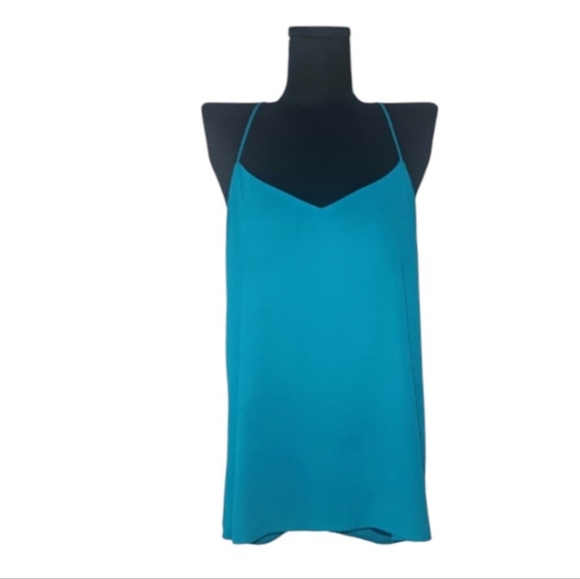 Express Reversible Barcelona Keyhole Tank - Picture 6 of 9